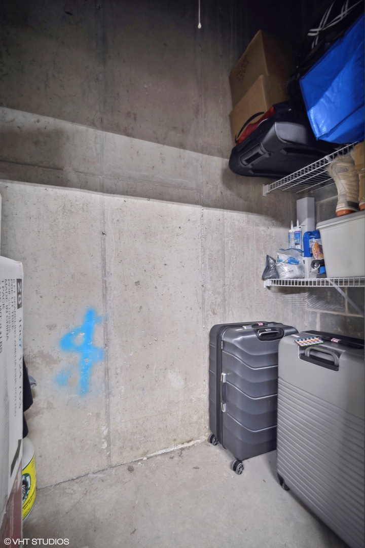 40 E Northwest Highway Unit: 316