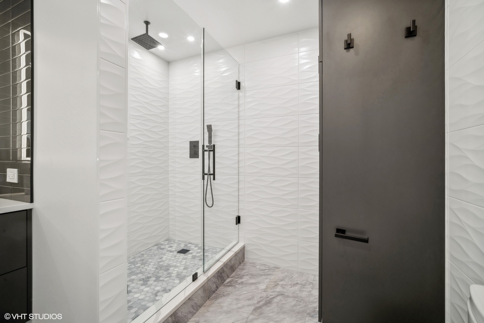 40 E Northwest Highway Unit: 316