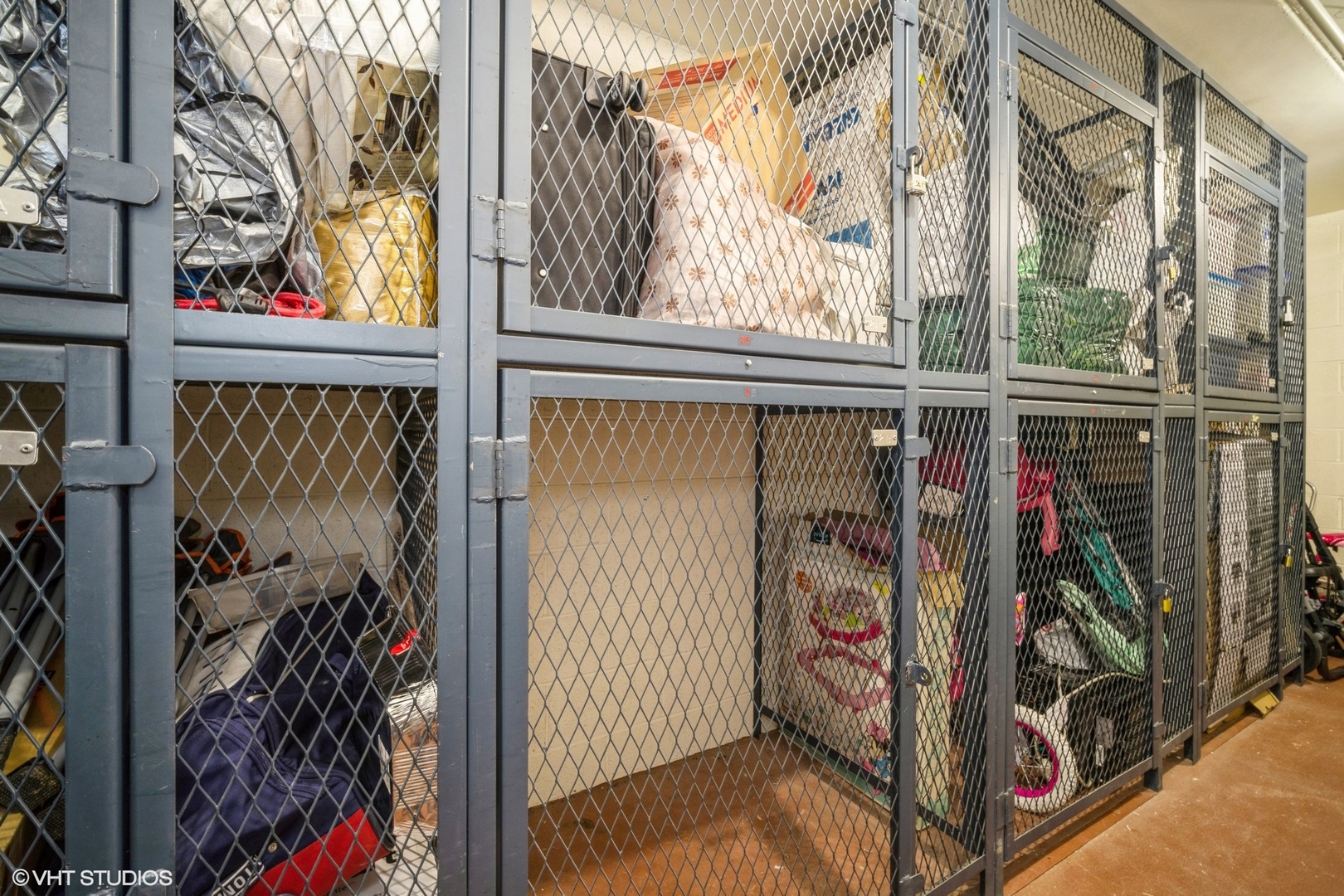 9737 N Fox Glen Drive Unit: 2B