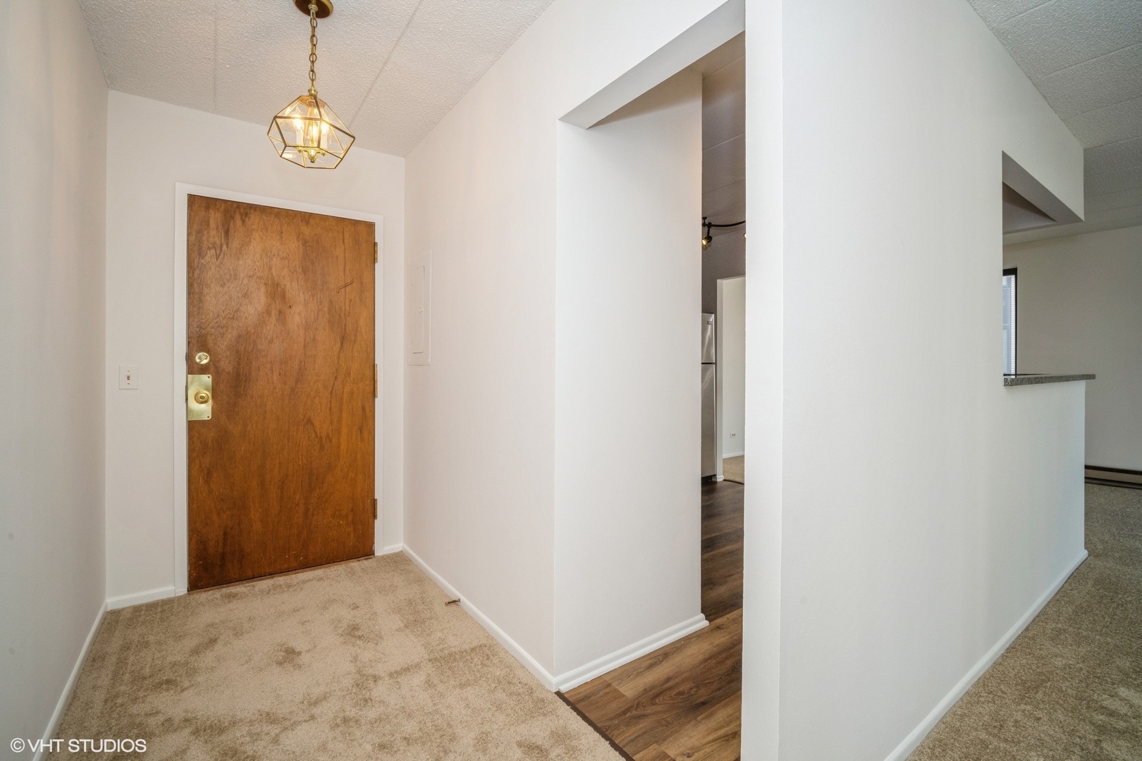 9737 N Fox Glen Drive Unit: 2B