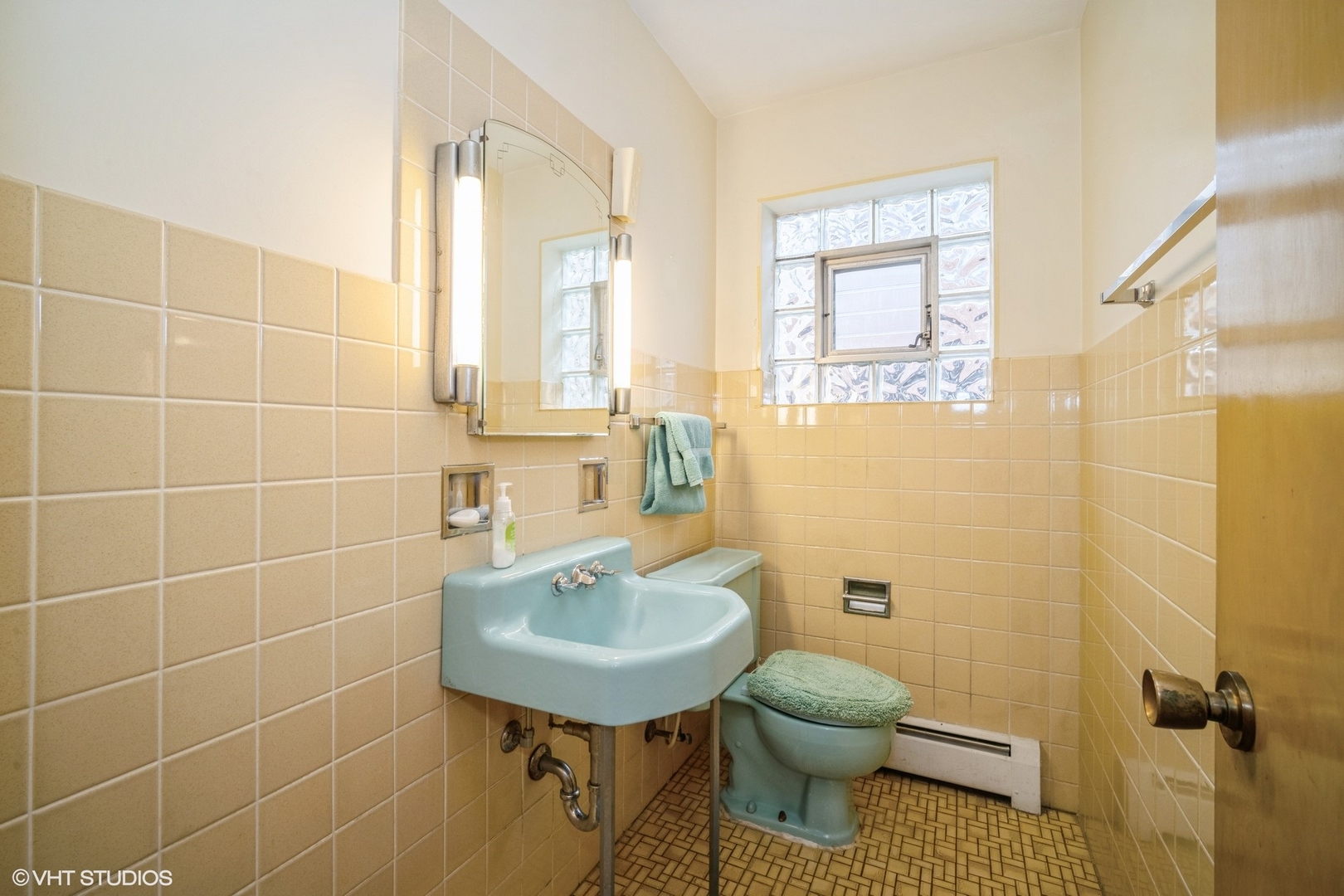 5849 W Higgins Avenue