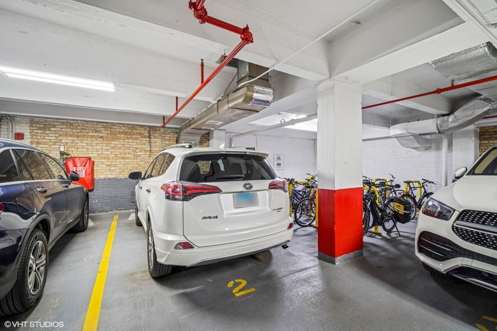 4300 N Marine Drive Unit: 306