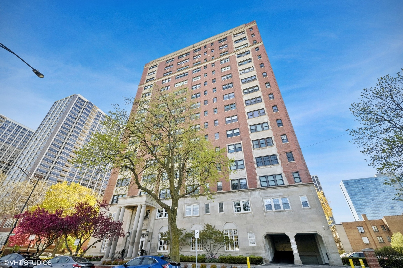 4300 N Marine Drive Unit: 306