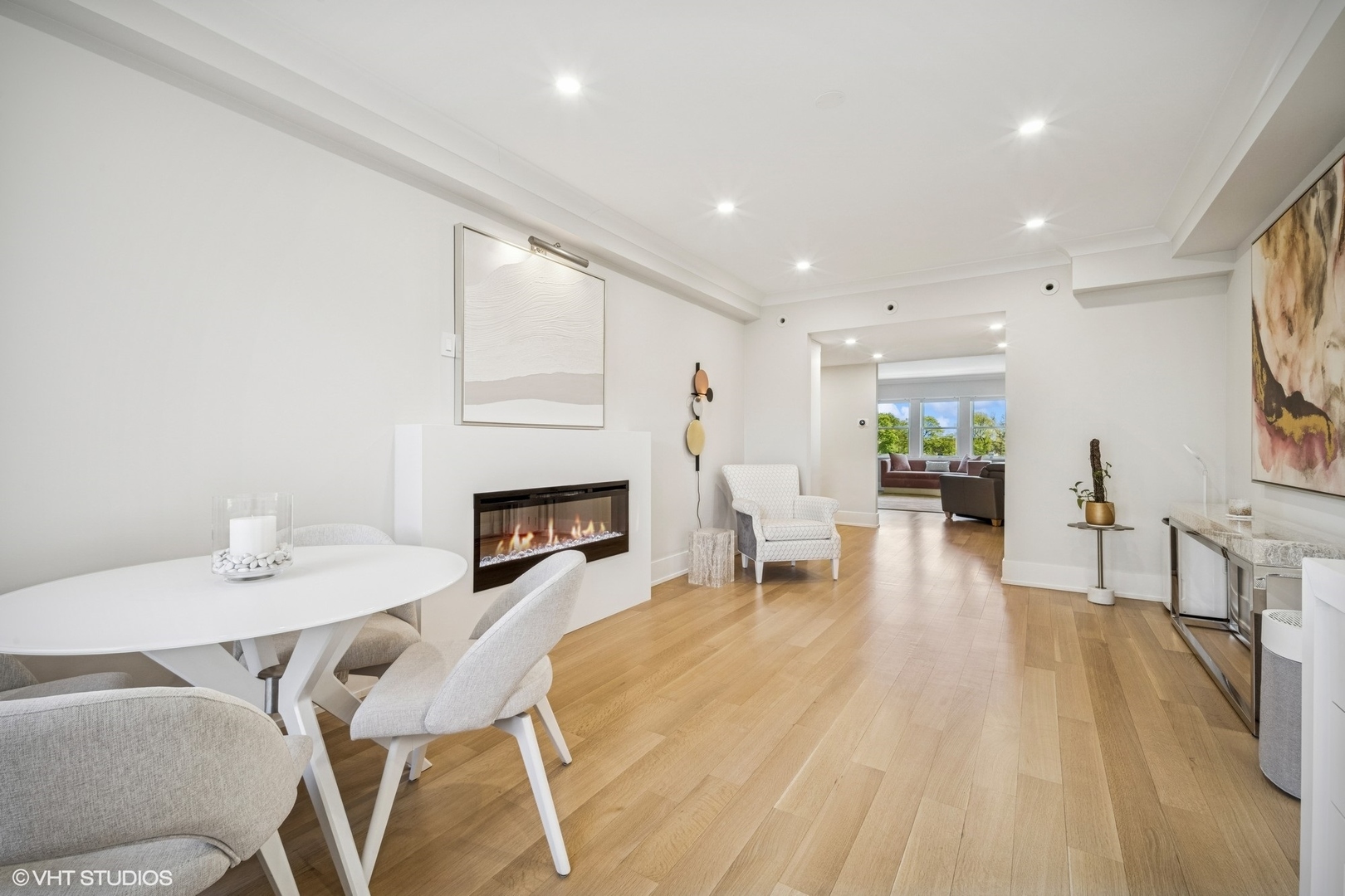 4300 N Marine Drive Unit: 306