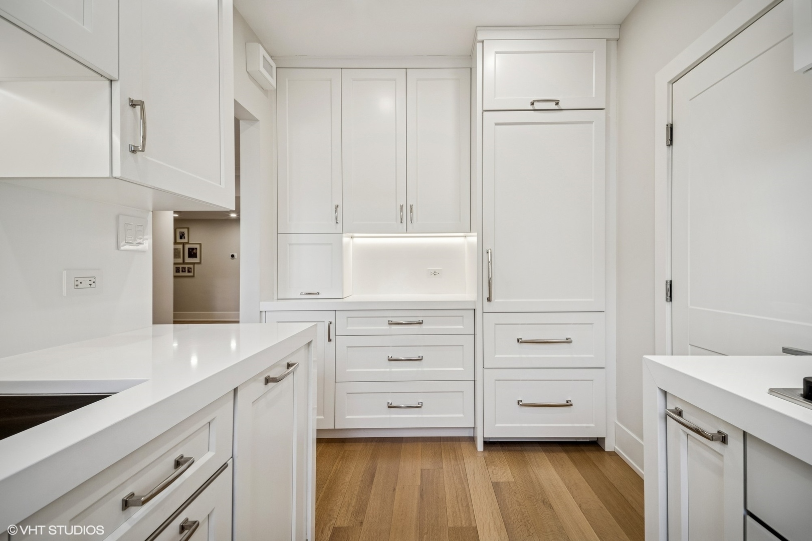 4300 N Marine Drive Unit: 306