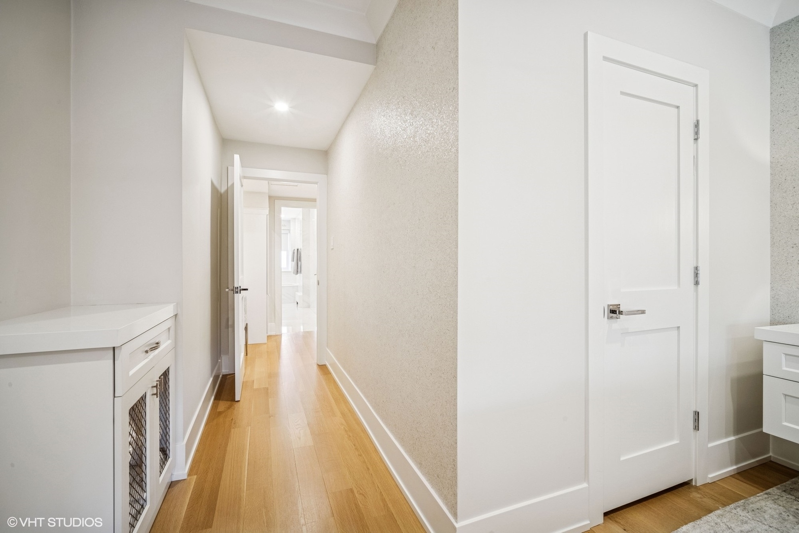 4300 N Marine Drive Unit: 306