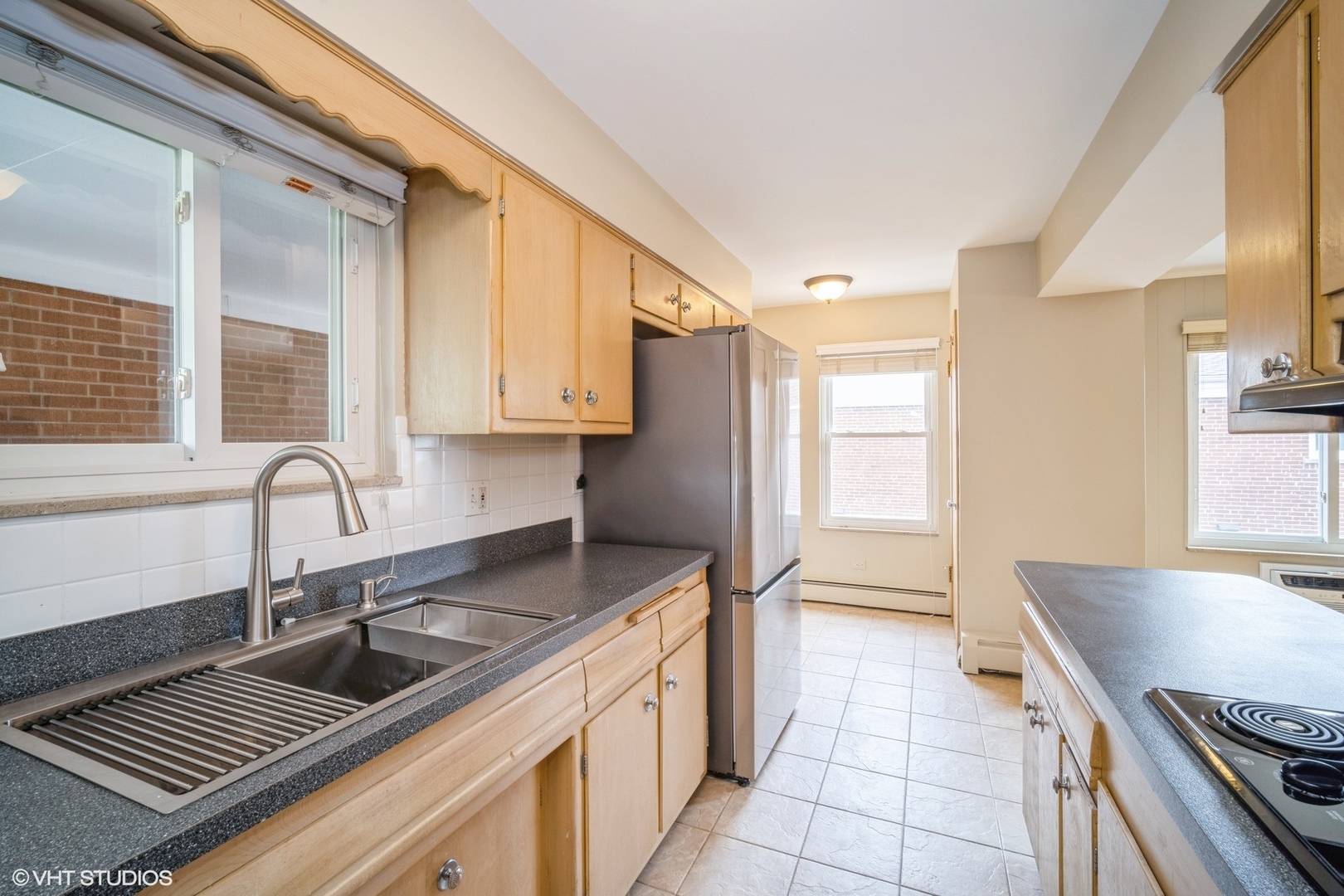 720 N Western Avenue Unit: 8