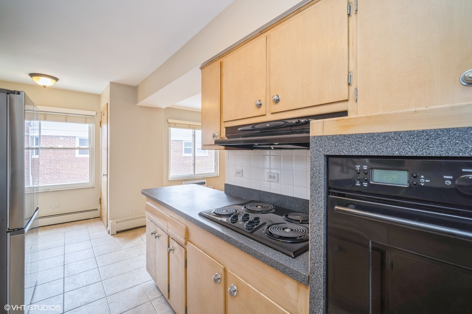 720 N Western Avenue Unit: 8