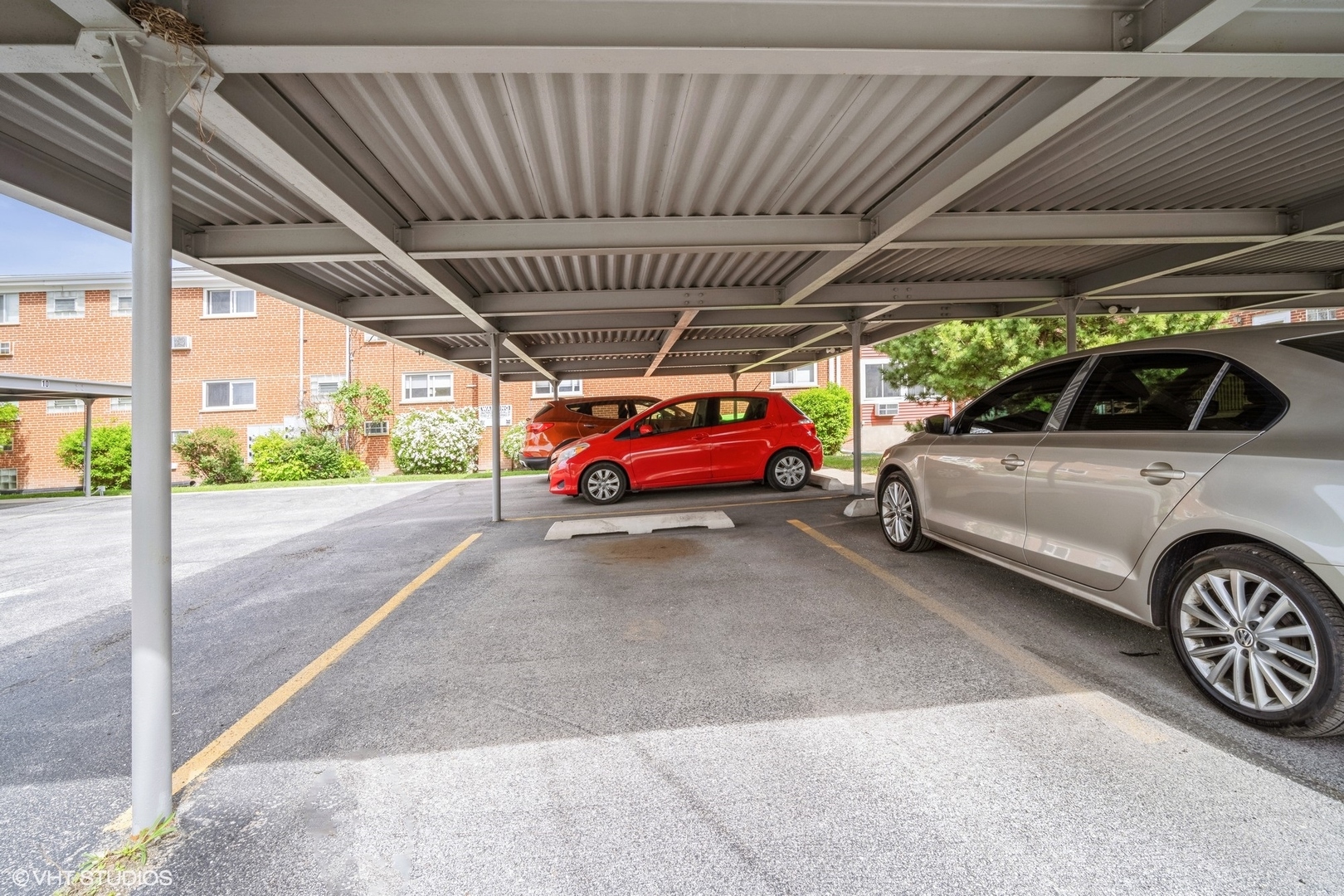 720 N Western Avenue Unit: 8