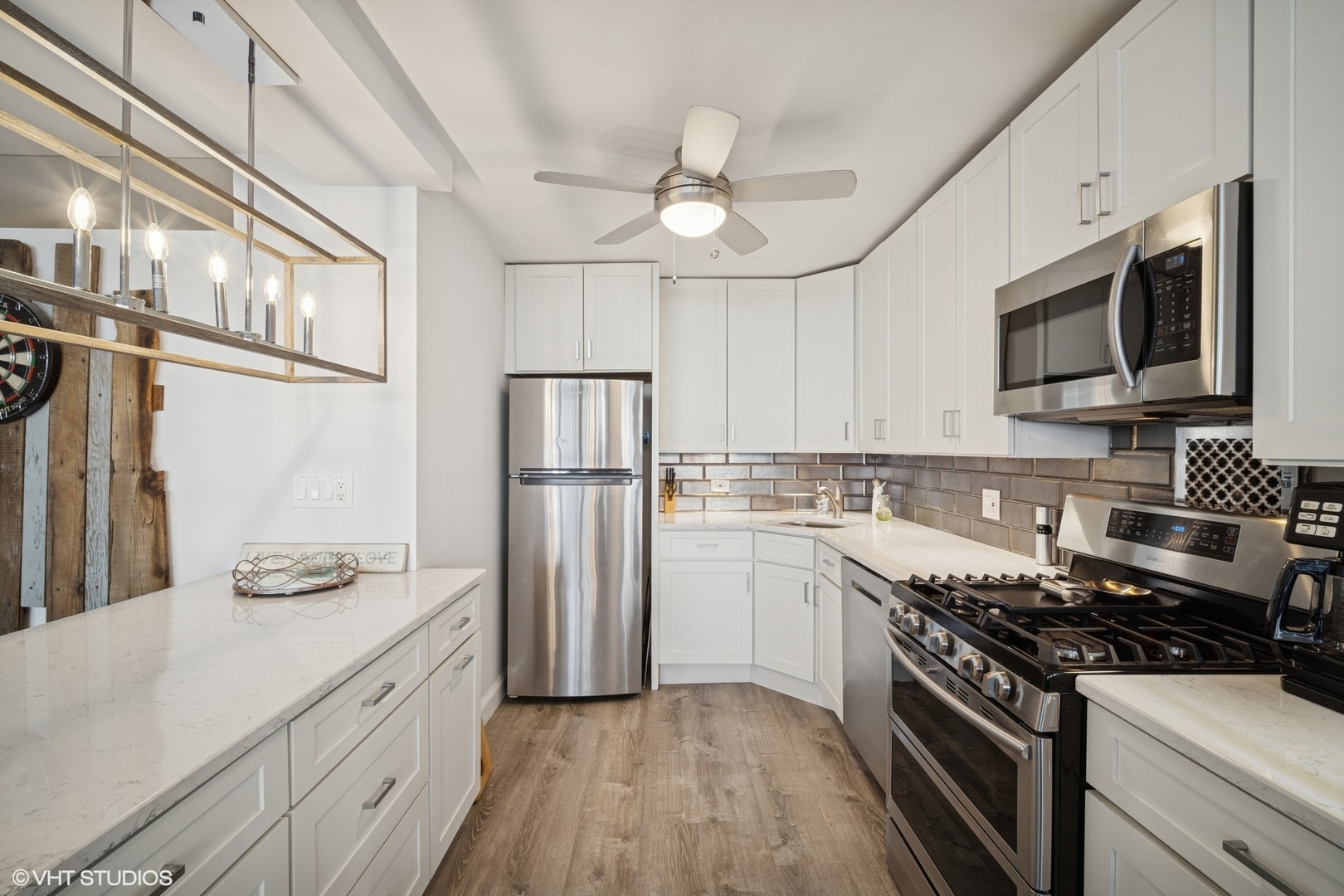 400 E Randolph Street Unit: 826
