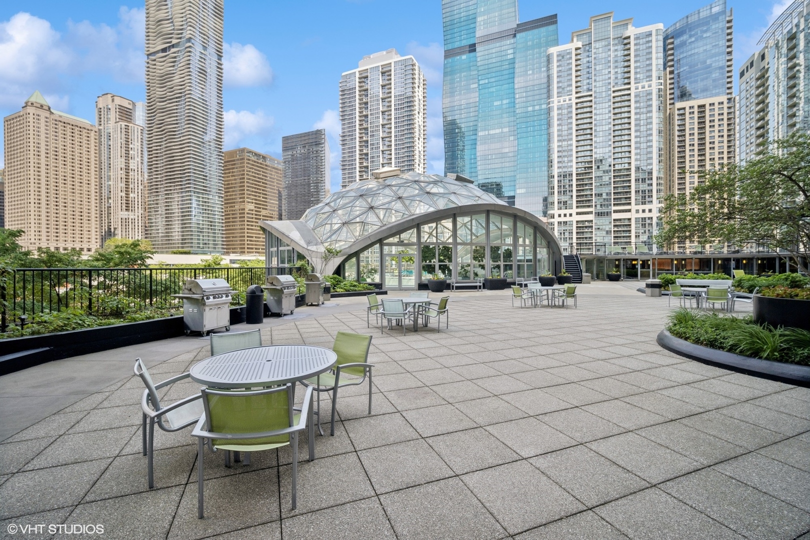 400 E Randolph Street Unit: 826