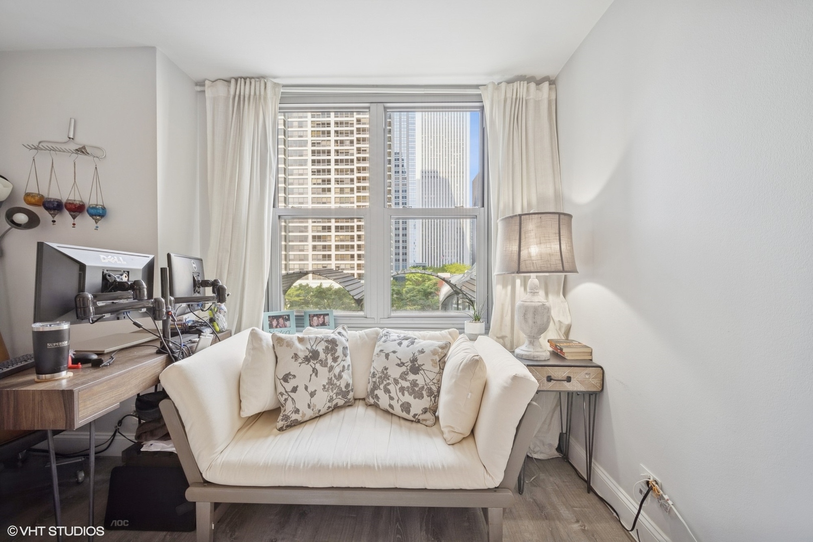 400 E Randolph Street Unit: 826