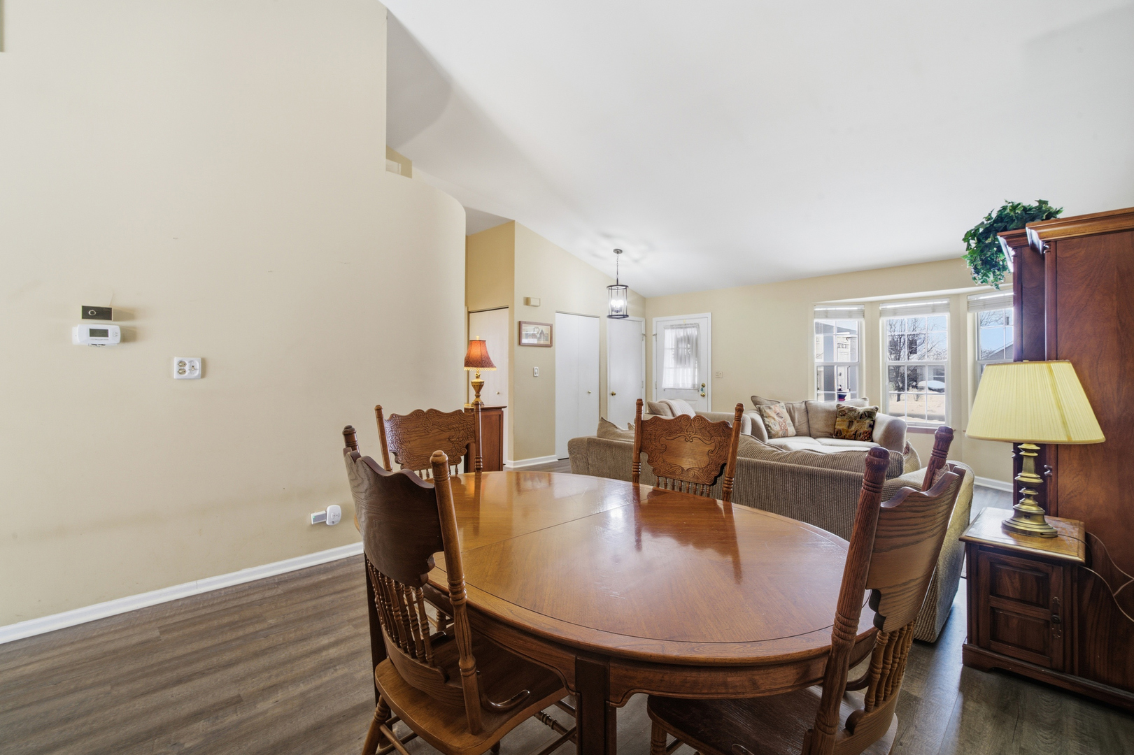 1264 Huntington Drive