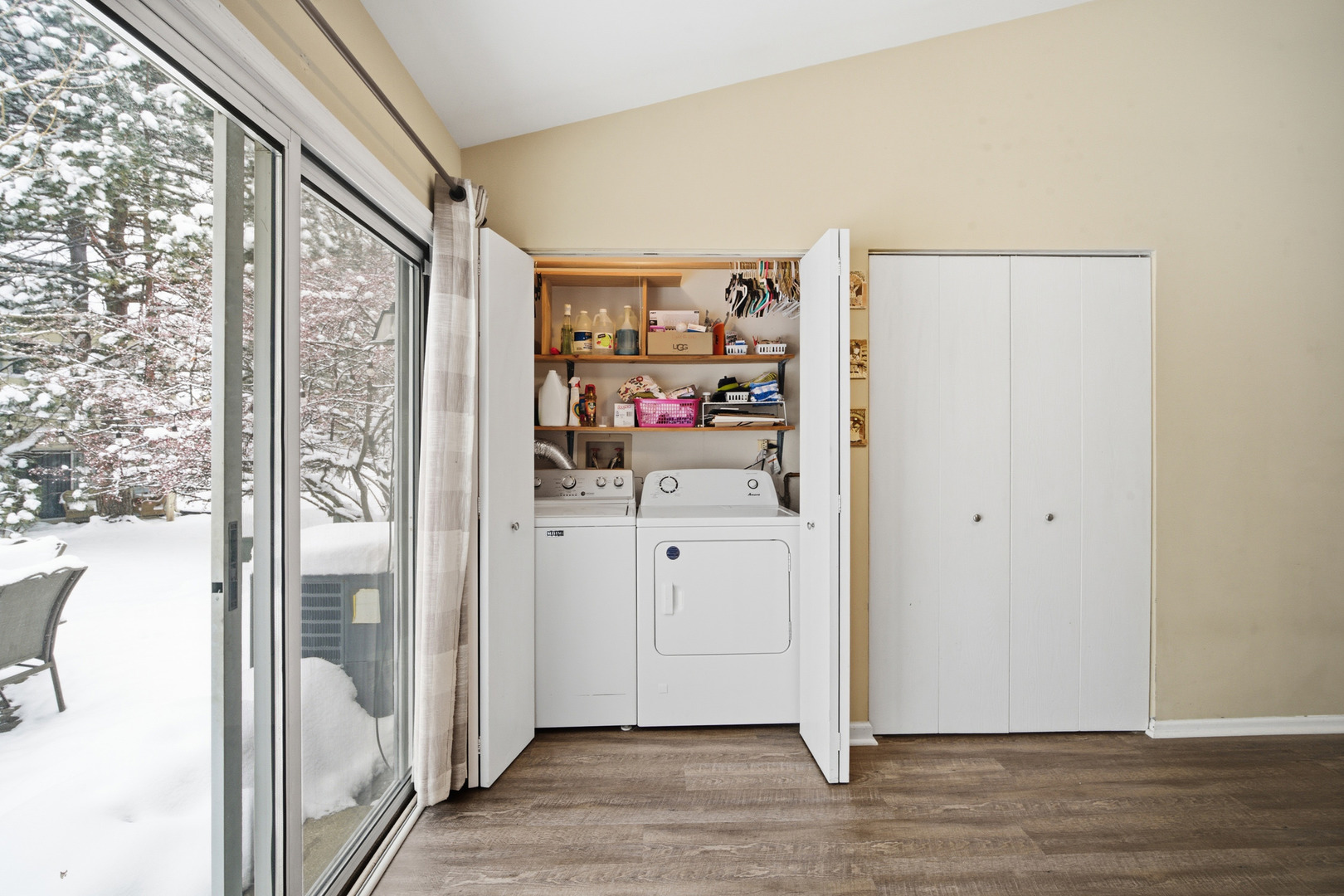 1264 Huntington Drive