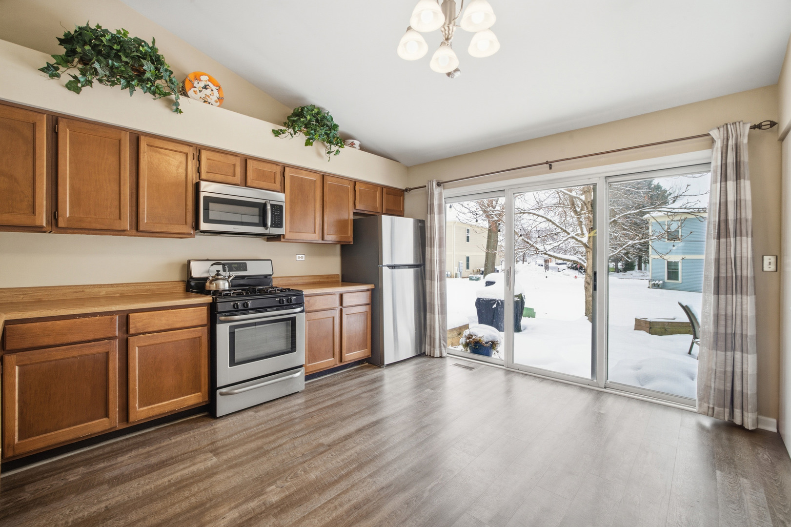 1264 Huntington Drive