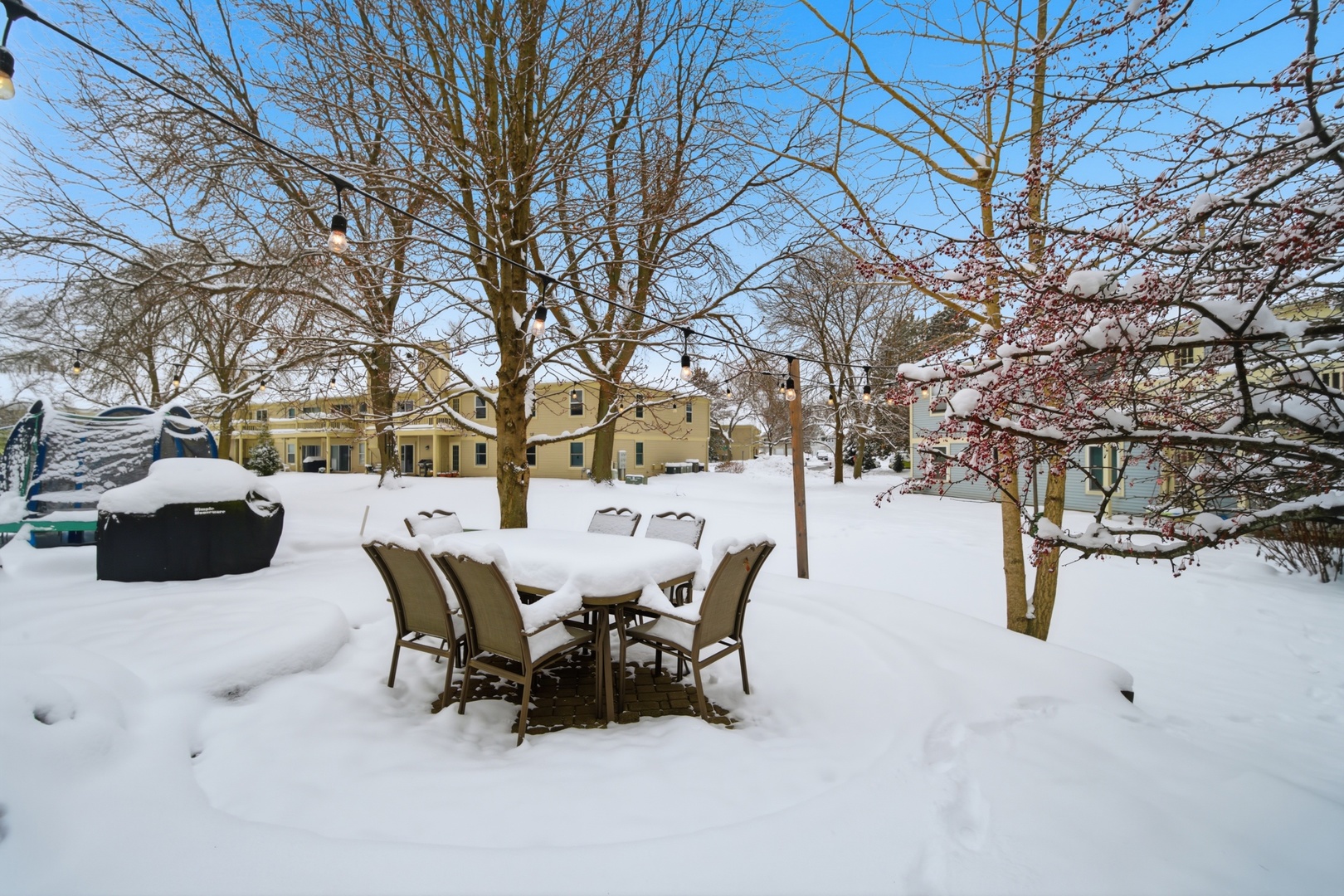 1264 Huntington Drive