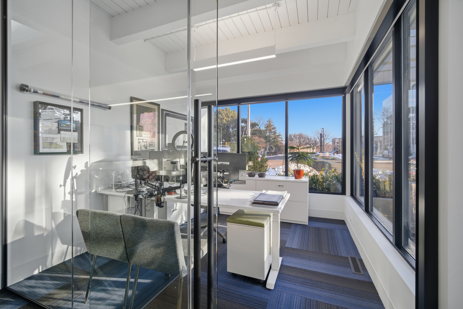 836 Skokie Boulevard