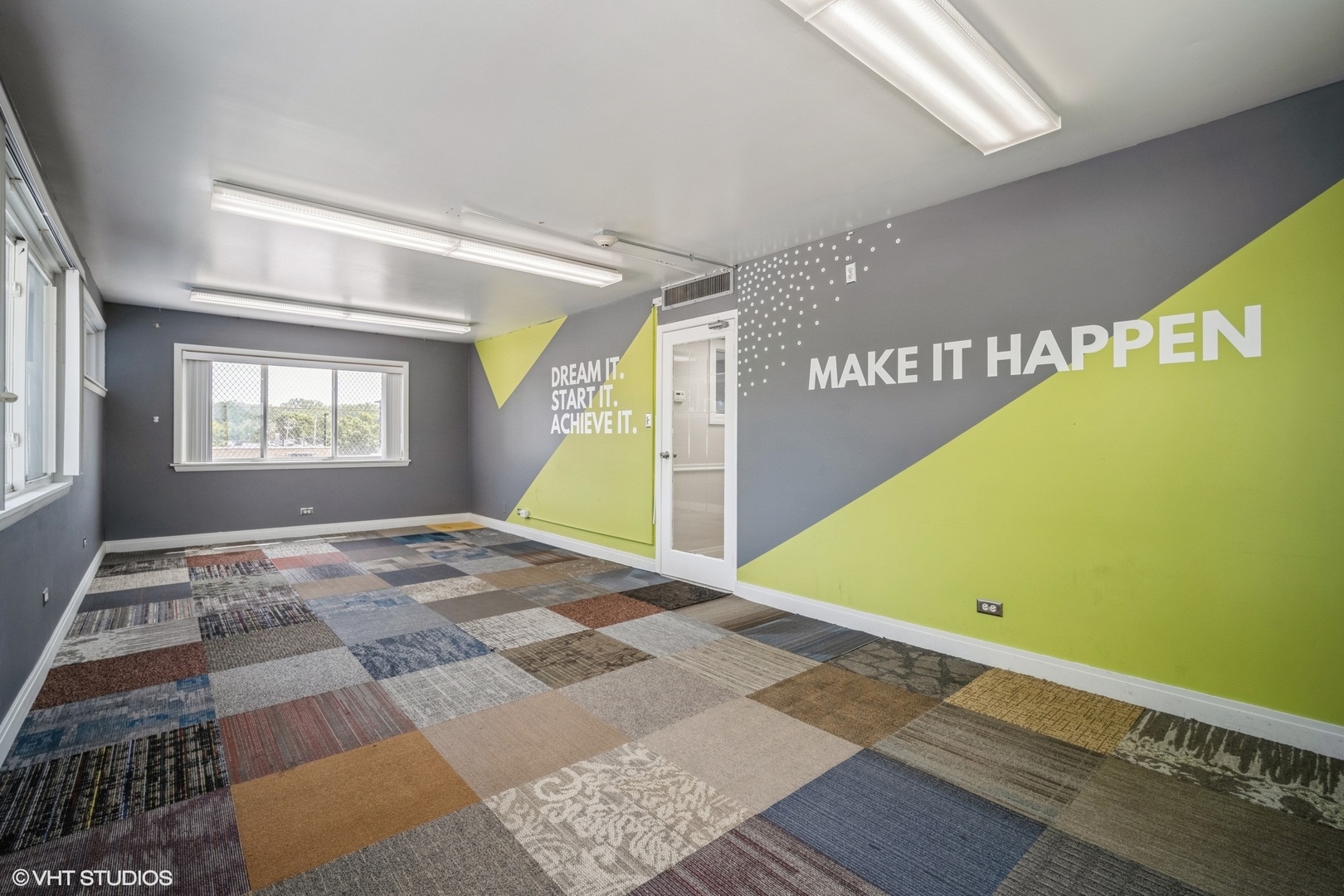 8755 Trumbull Avenue