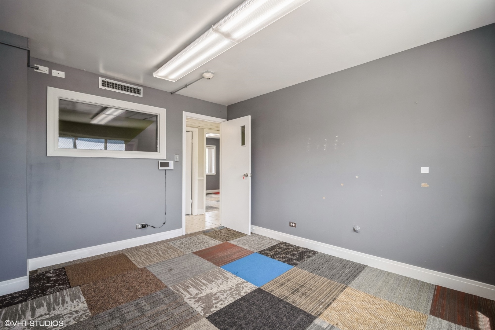 8755 Trumbull Avenue