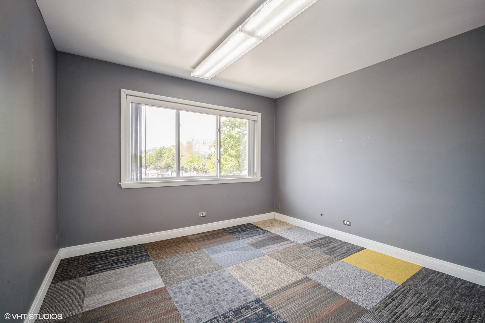 8755 Trumbull Avenue