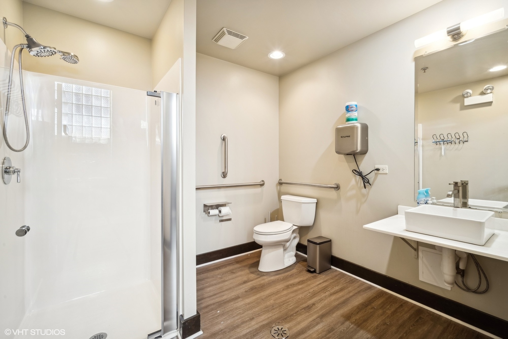 1348 W Concord Place