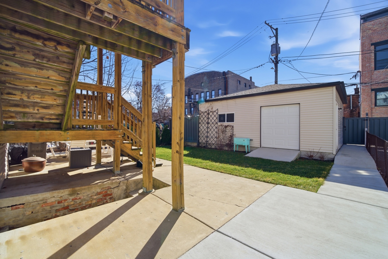 3645 W McLean Avenue Unit: 2