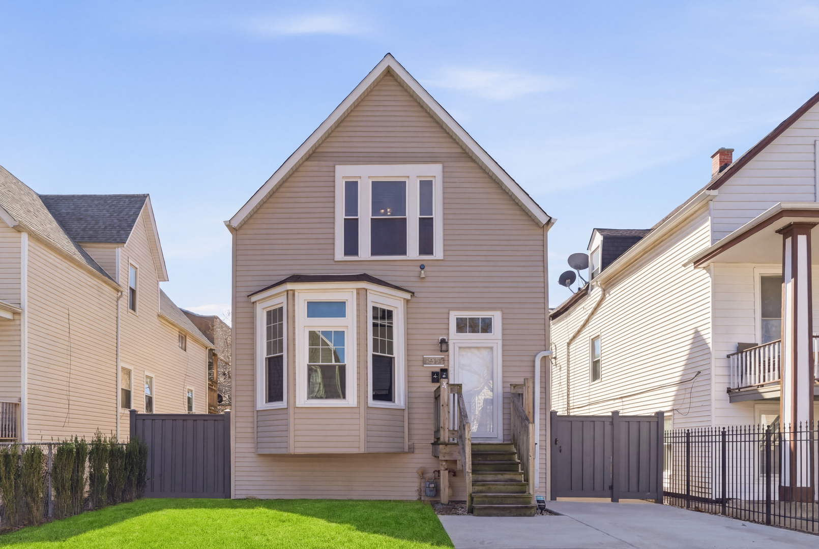 3645 W McLean Avenue Unit: 2