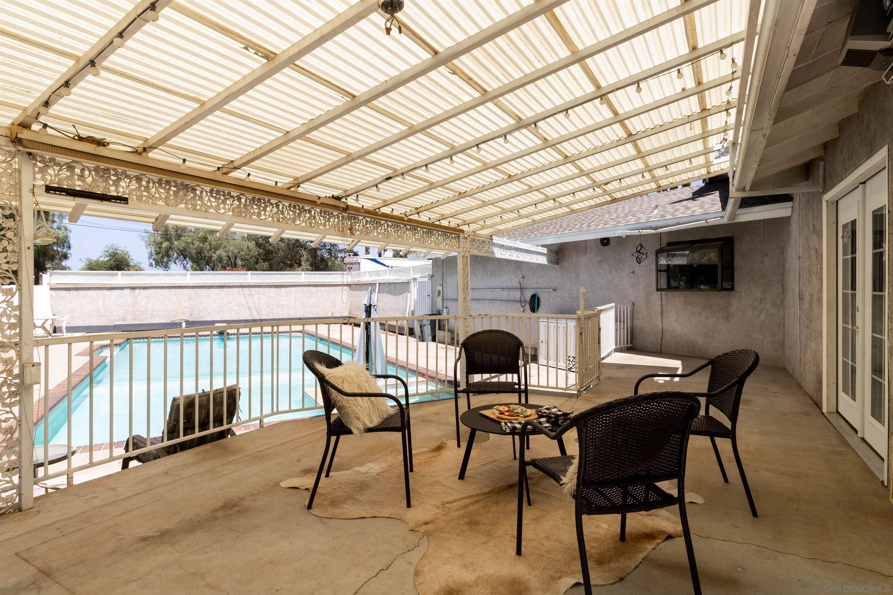 14011 Proctor Valley Rd