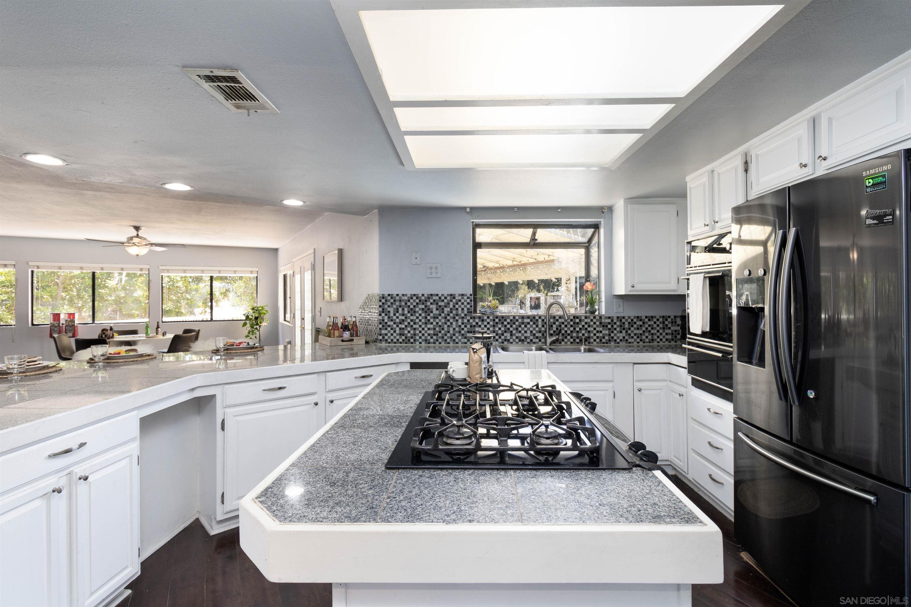 14011 Proctor Valley Rd