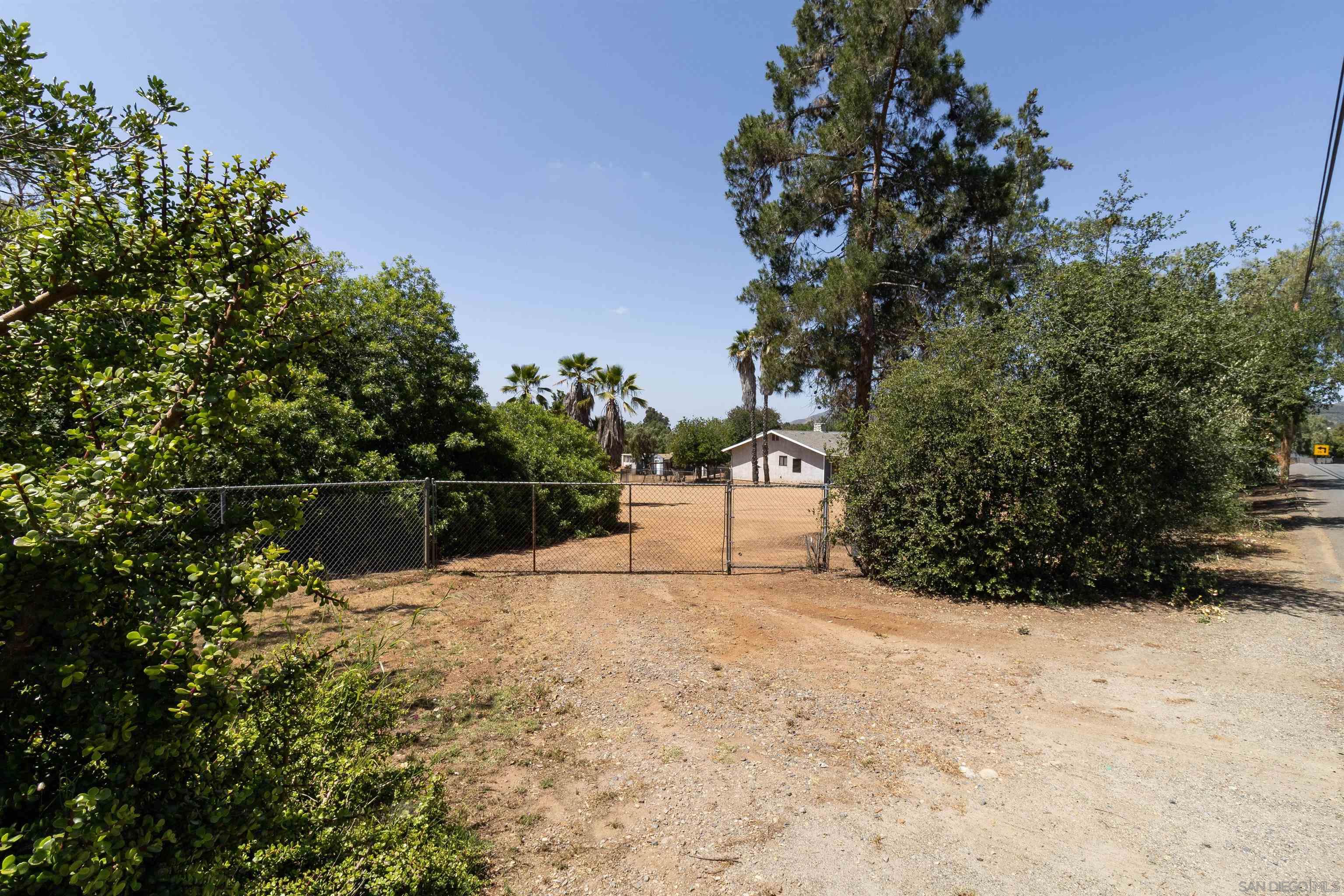 14011 Proctor Valley Rd