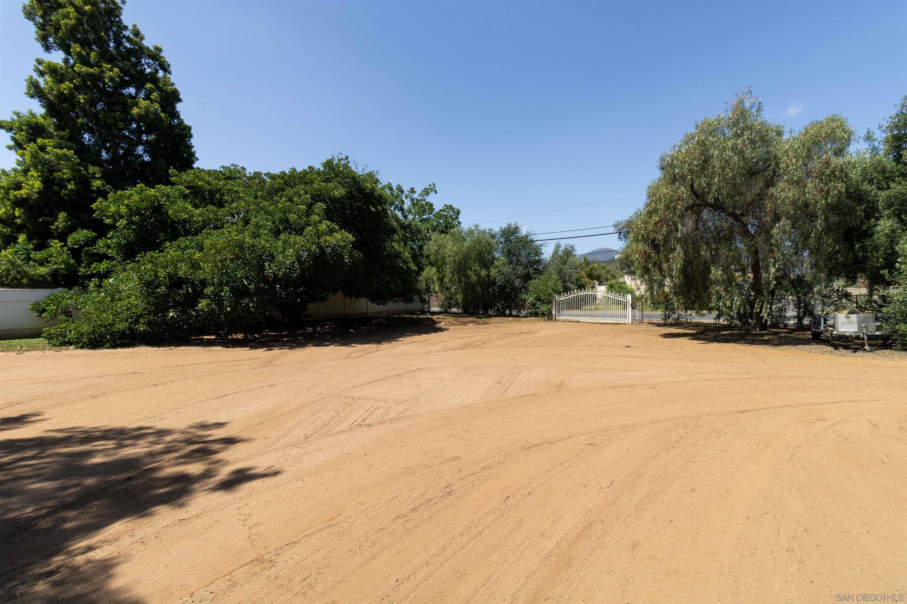 14011 Proctor Valley Rd