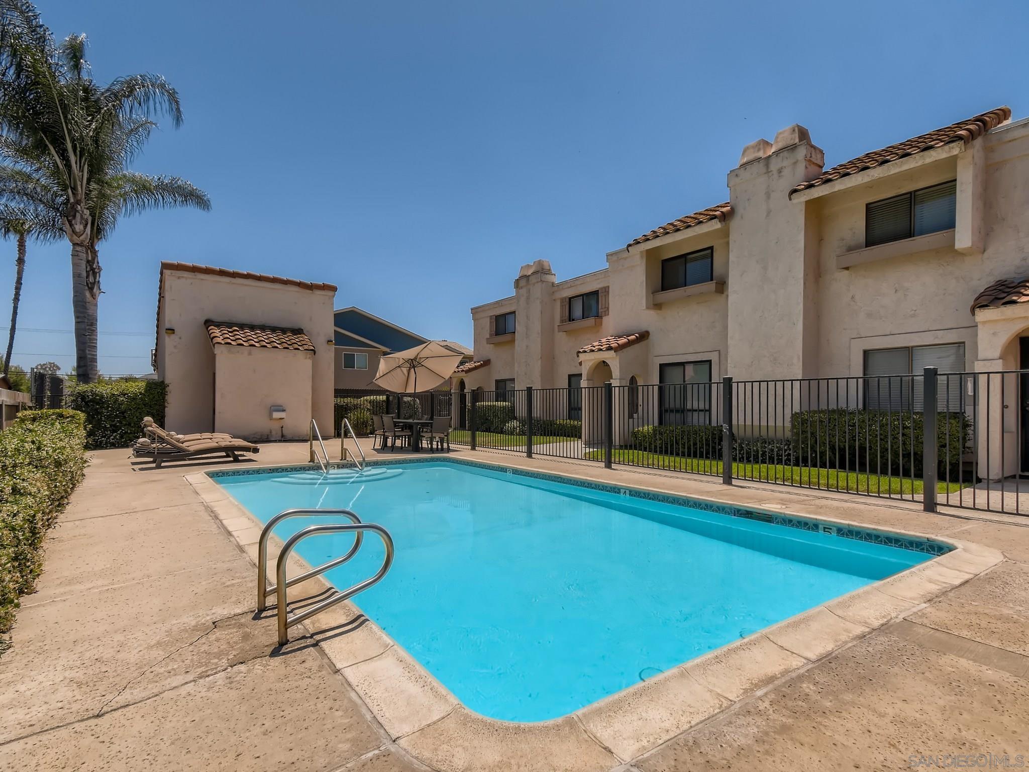 12553 Mapleview Street # 4