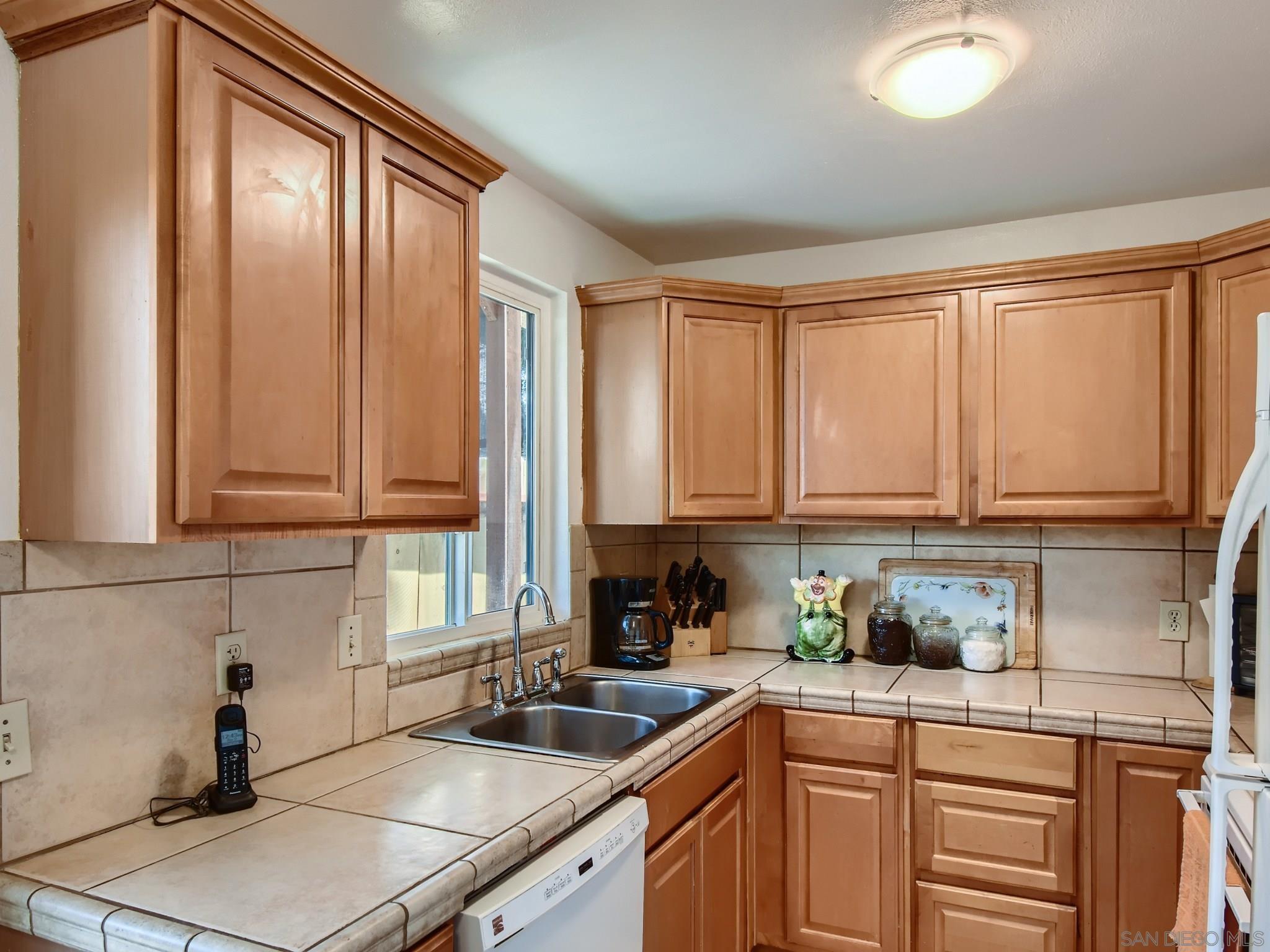 12553 Mapleview Street # 4