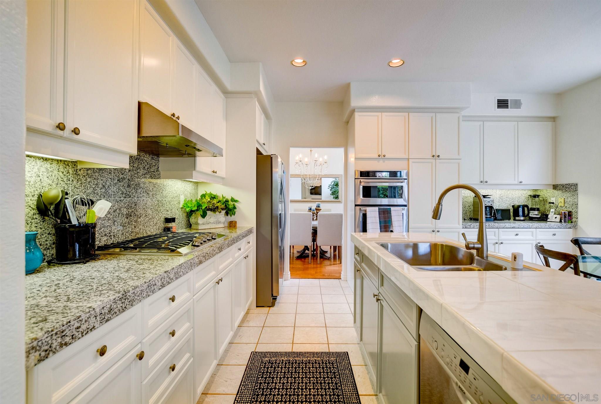 12655 Caminito Radiante