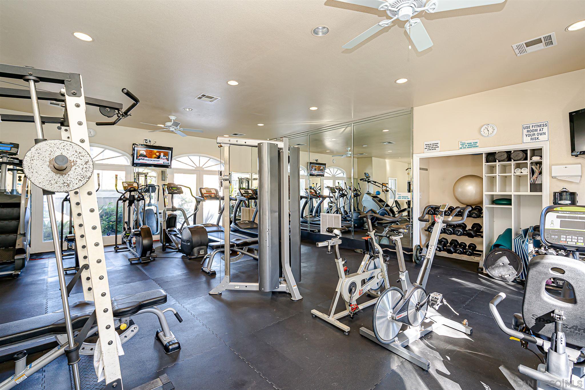 12655 Caminito Radiante