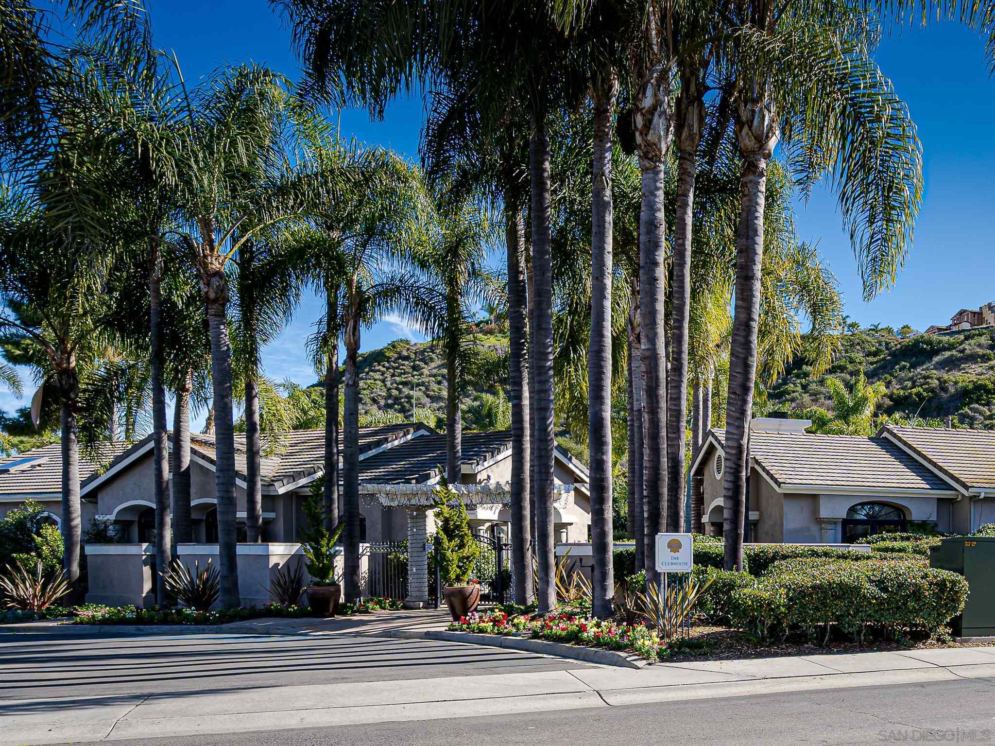 12655 Caminito Radiante