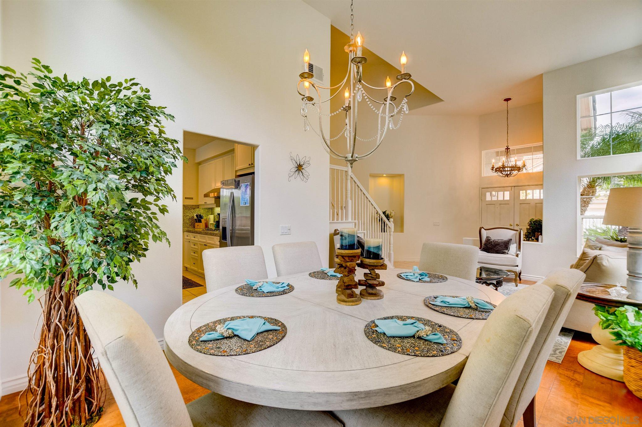 12655 Caminito Radiante