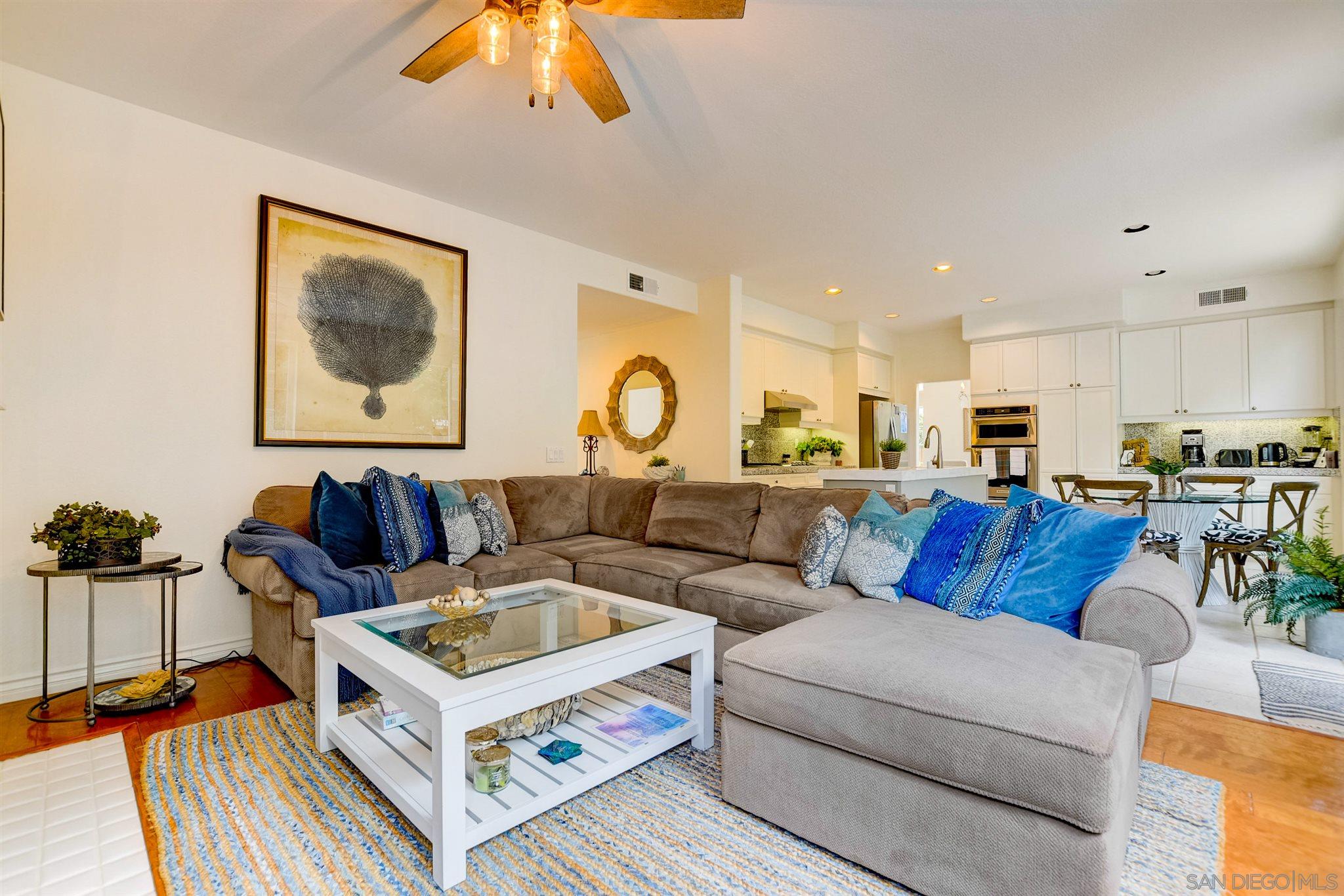 12655 Caminito Radiante