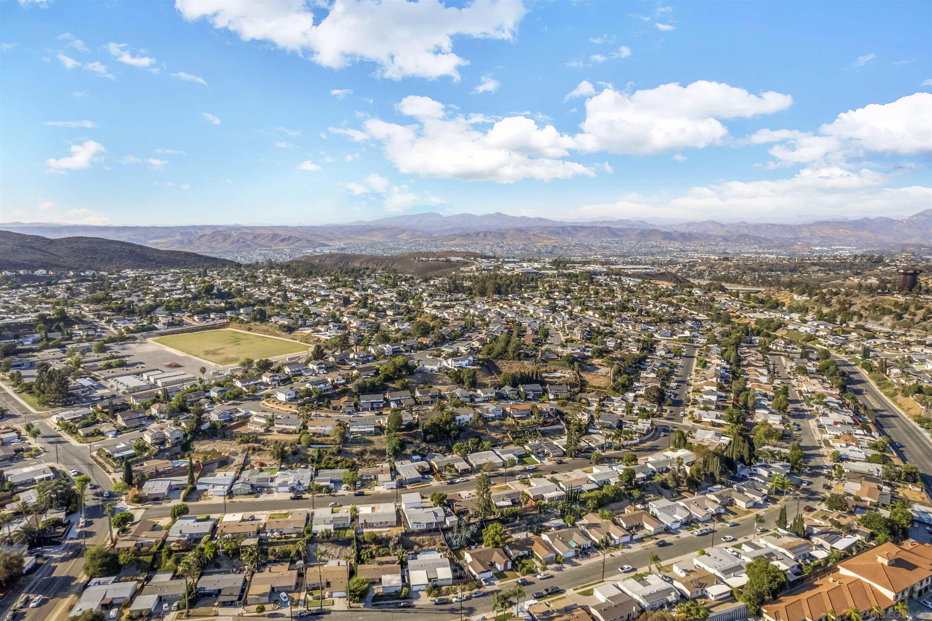 8661 Lake Murray Blvd. Unit 6