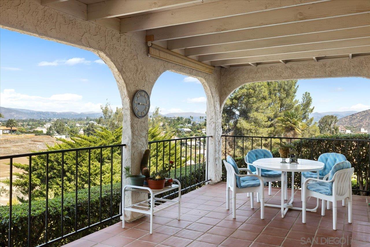 17428 Tam O Shanter Dr