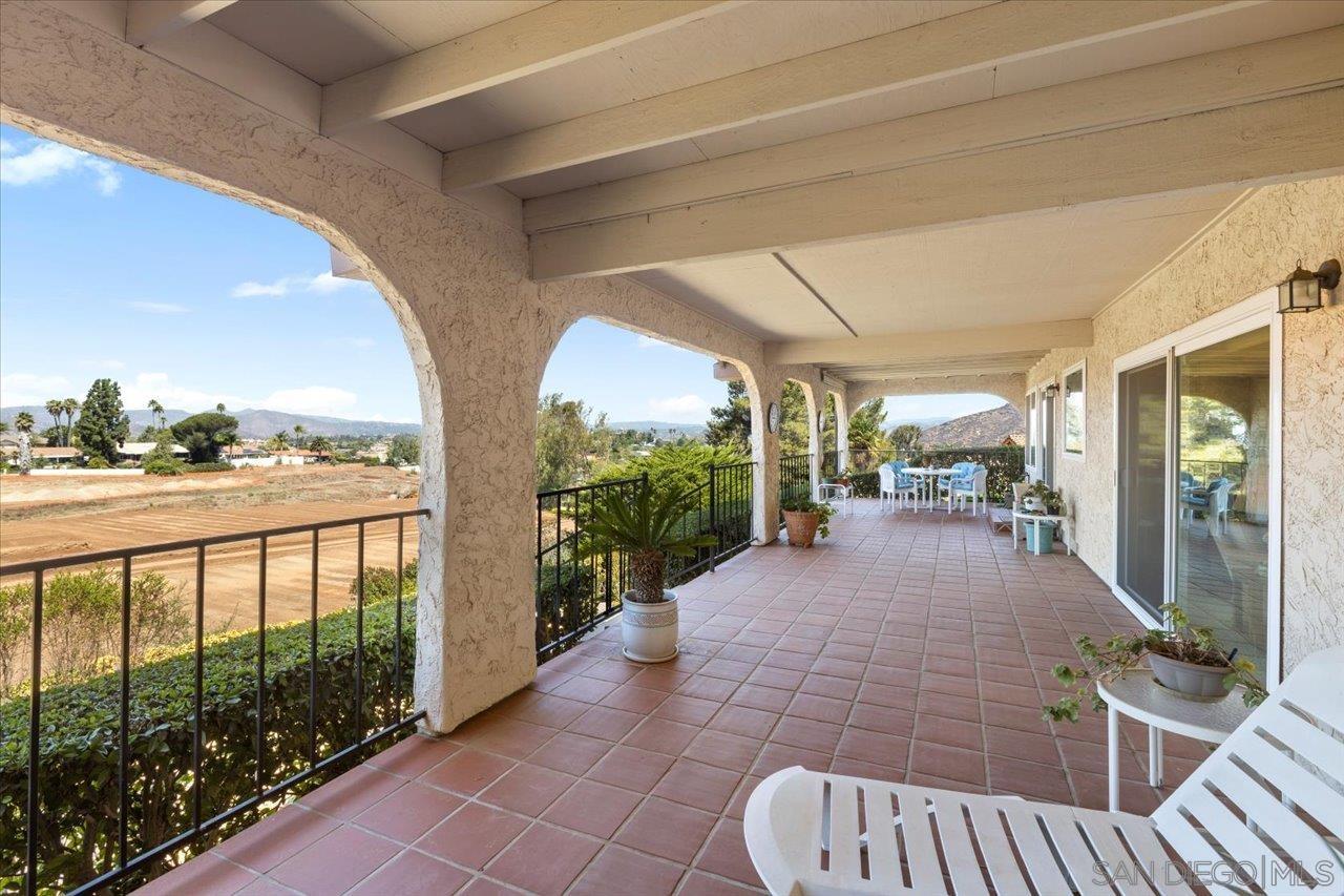 17428 Tam O Shanter Dr