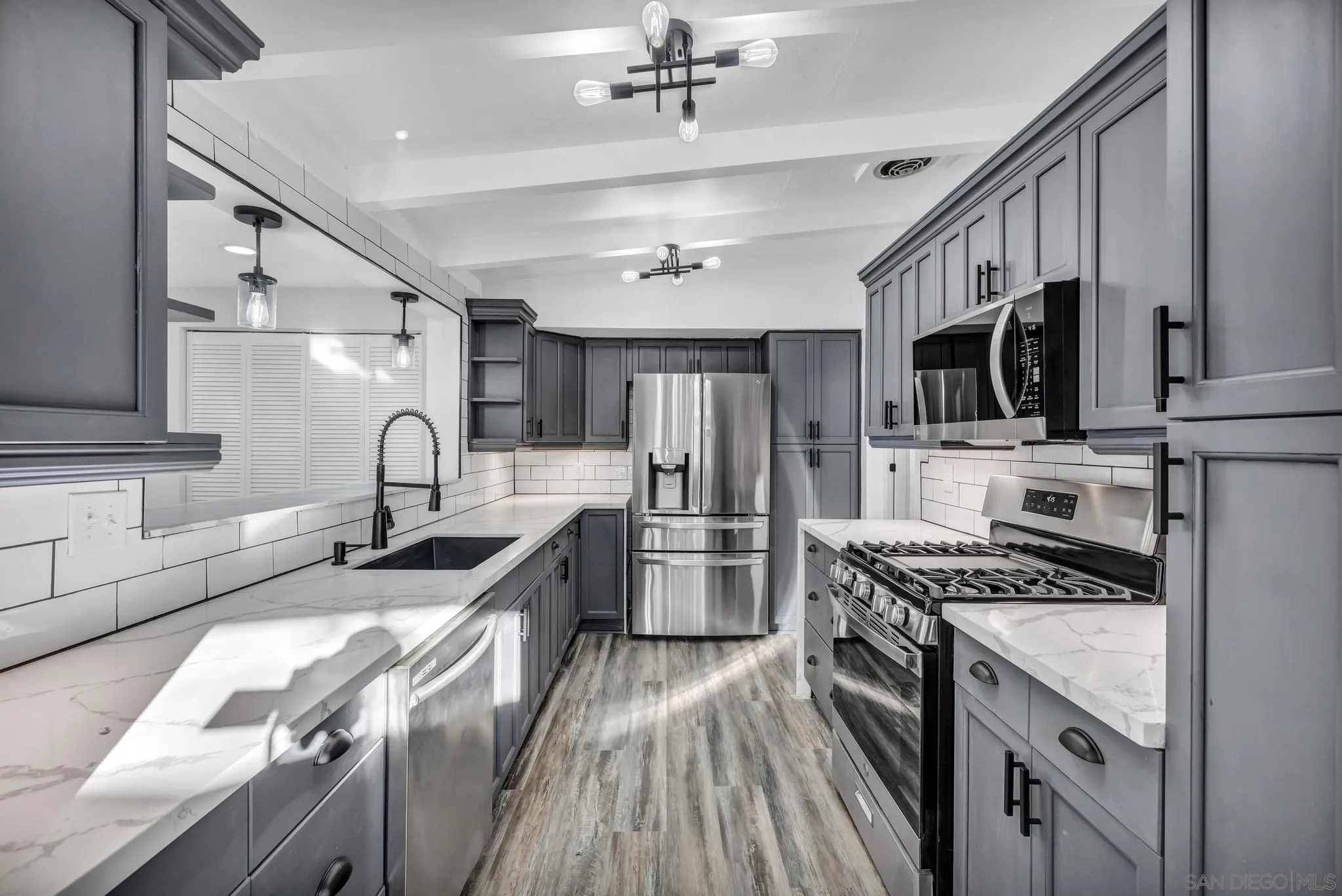 5150 Appleton Street