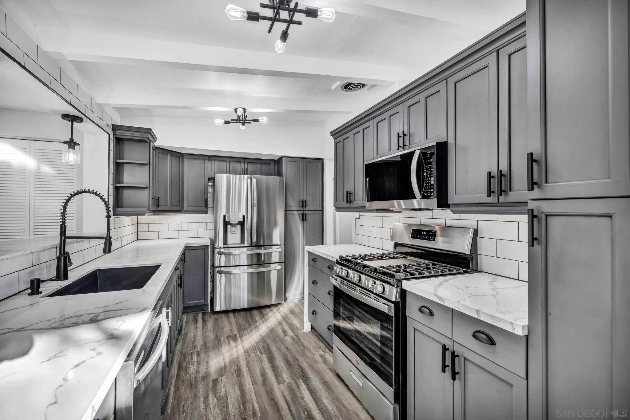 5150 Appleton Street