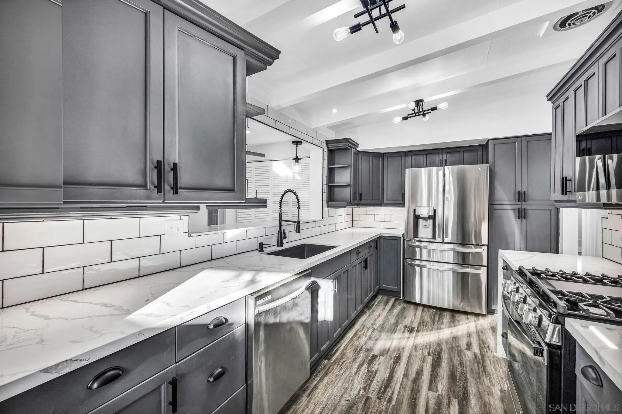 5150 Appleton Street