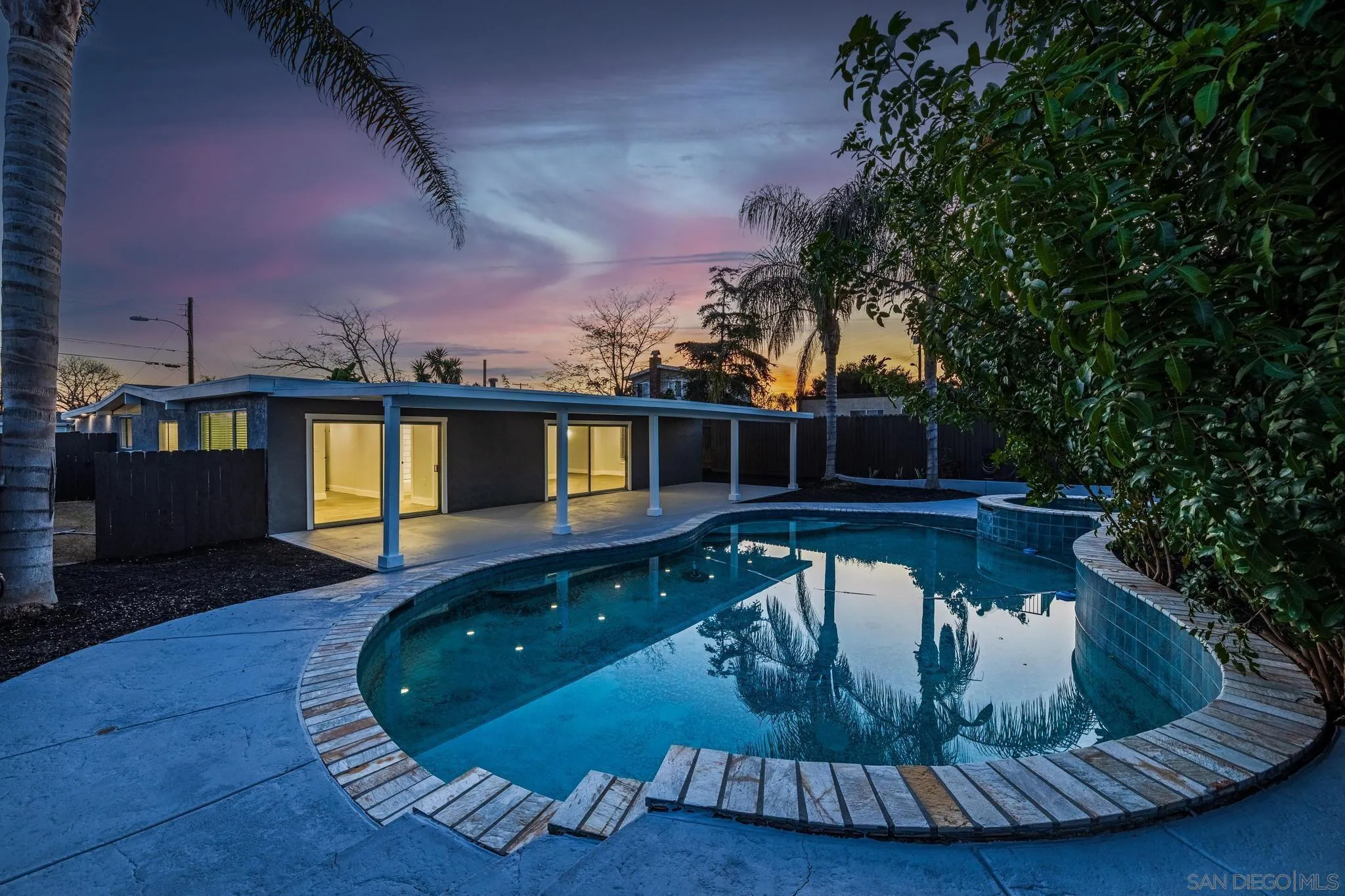 5150 Appleton Street