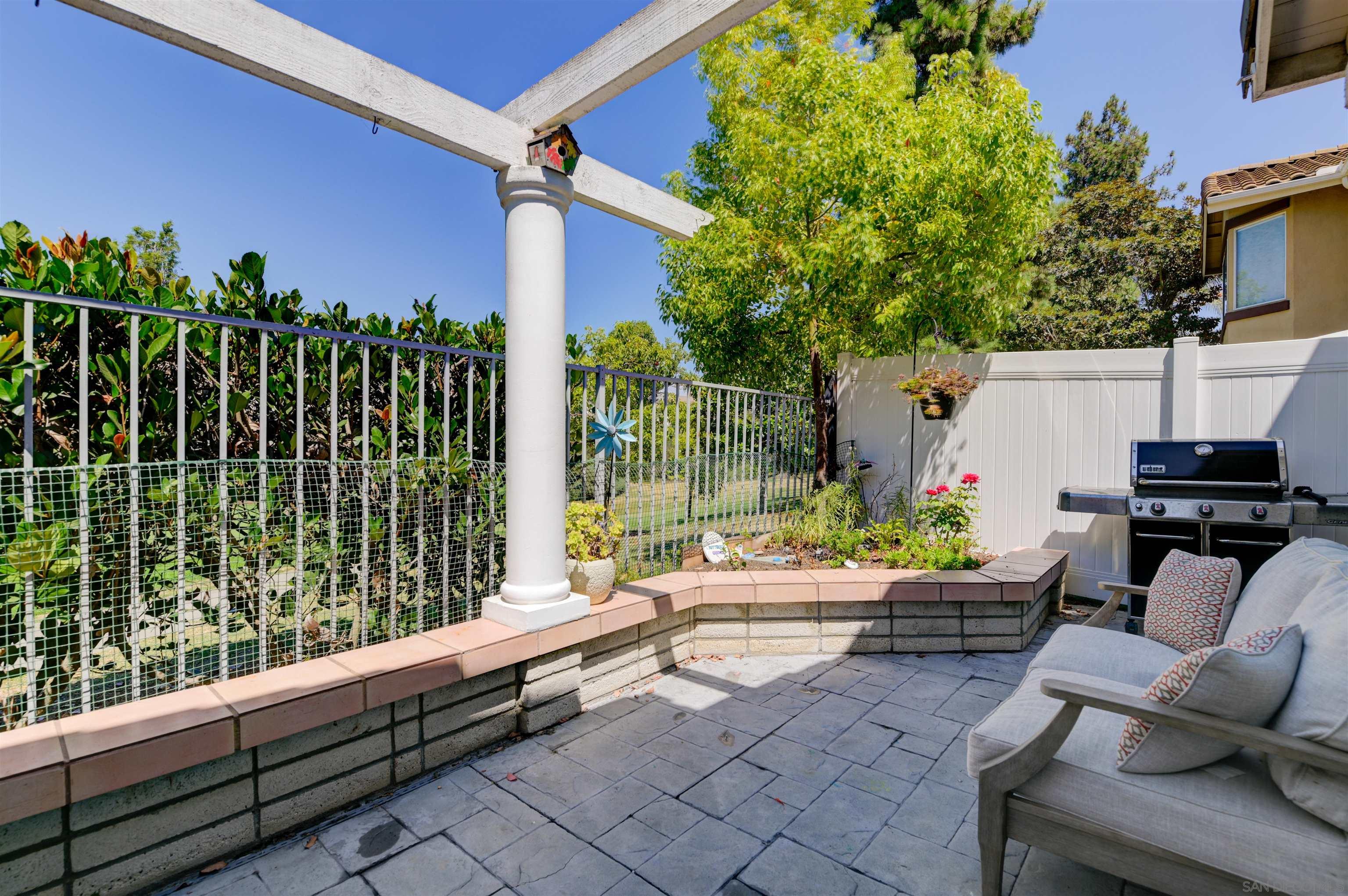 5160 Caminito Exquisito