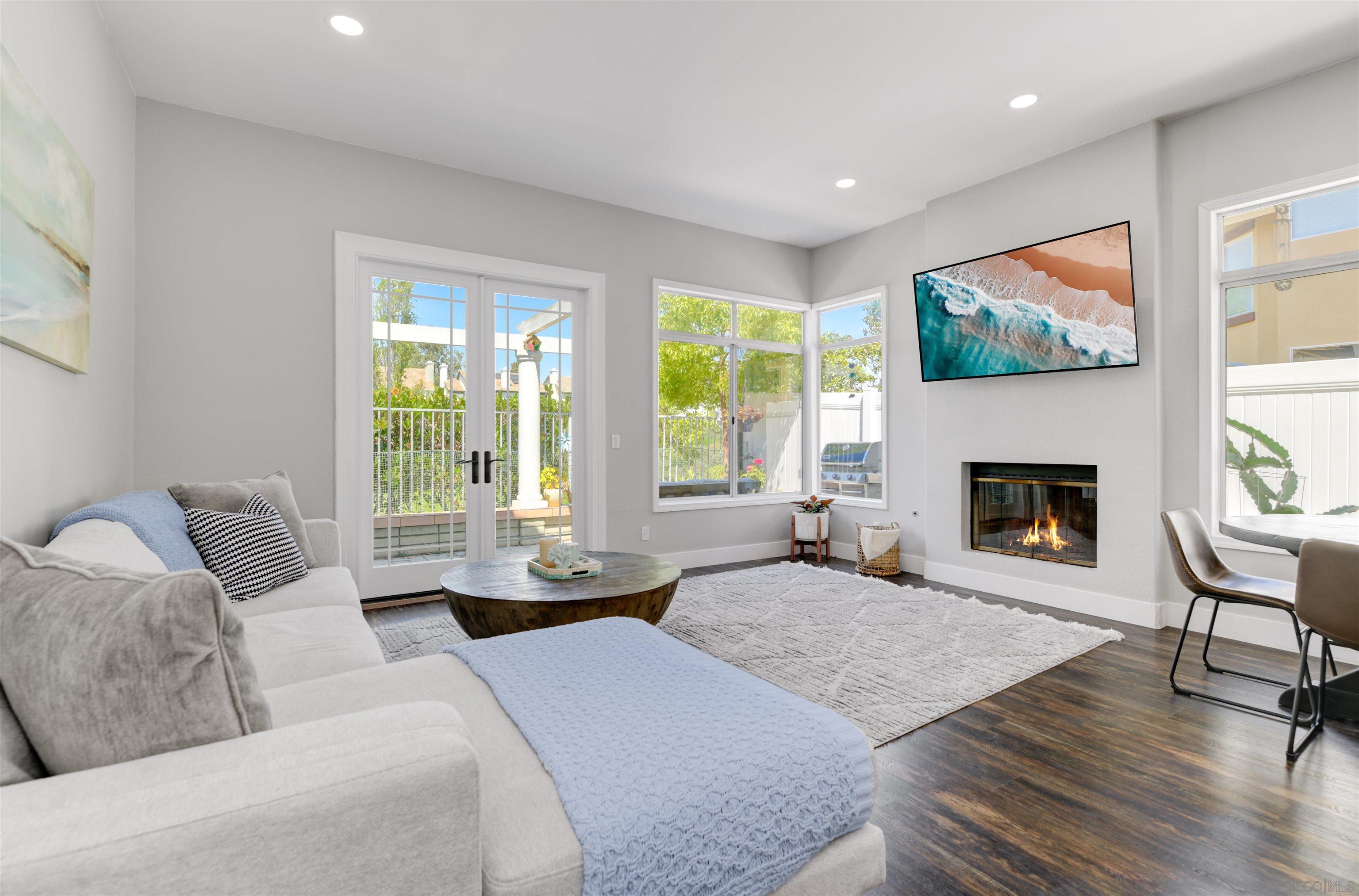 5160 Caminito Exquisito