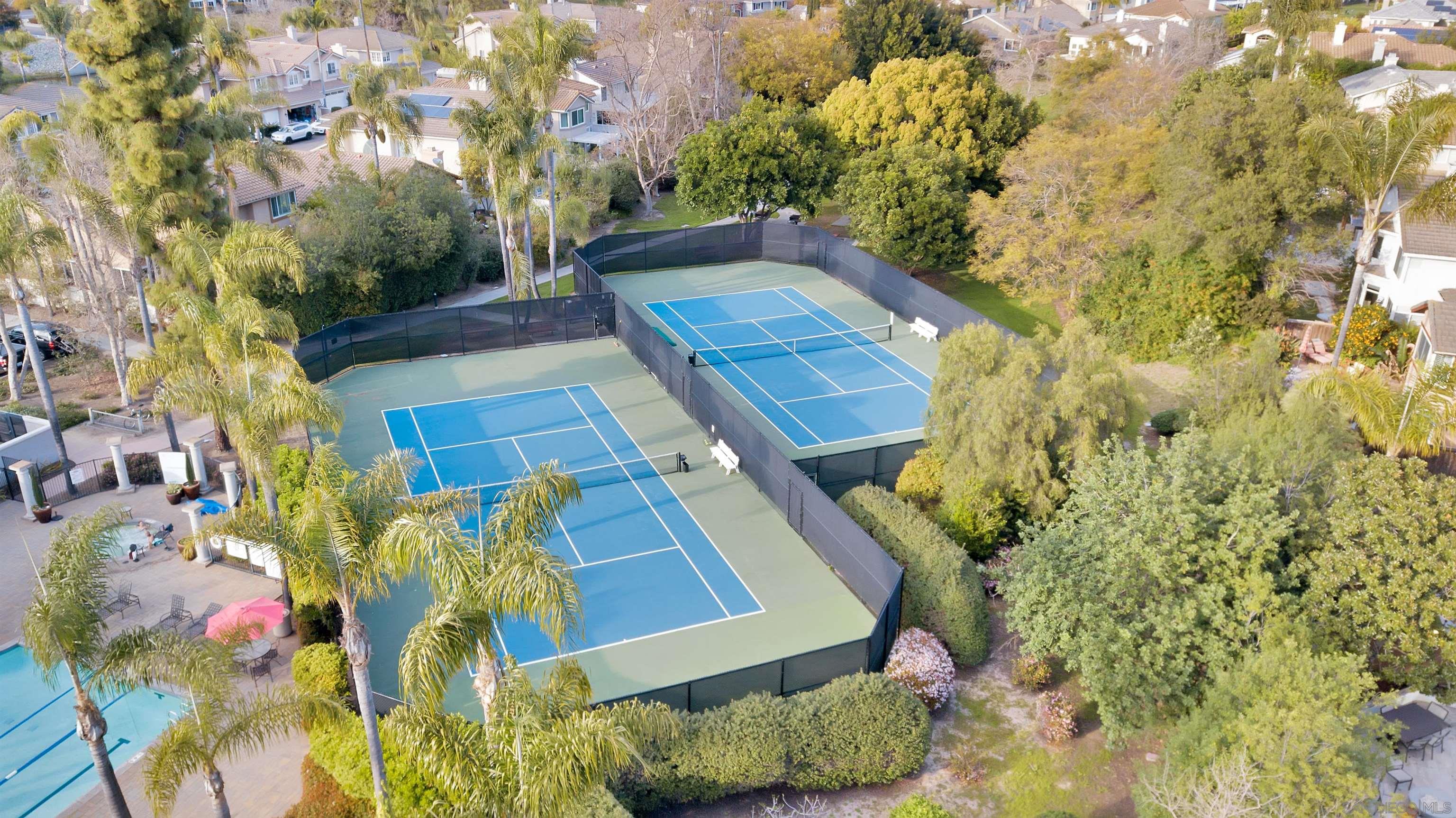 5160 Caminito Exquisito