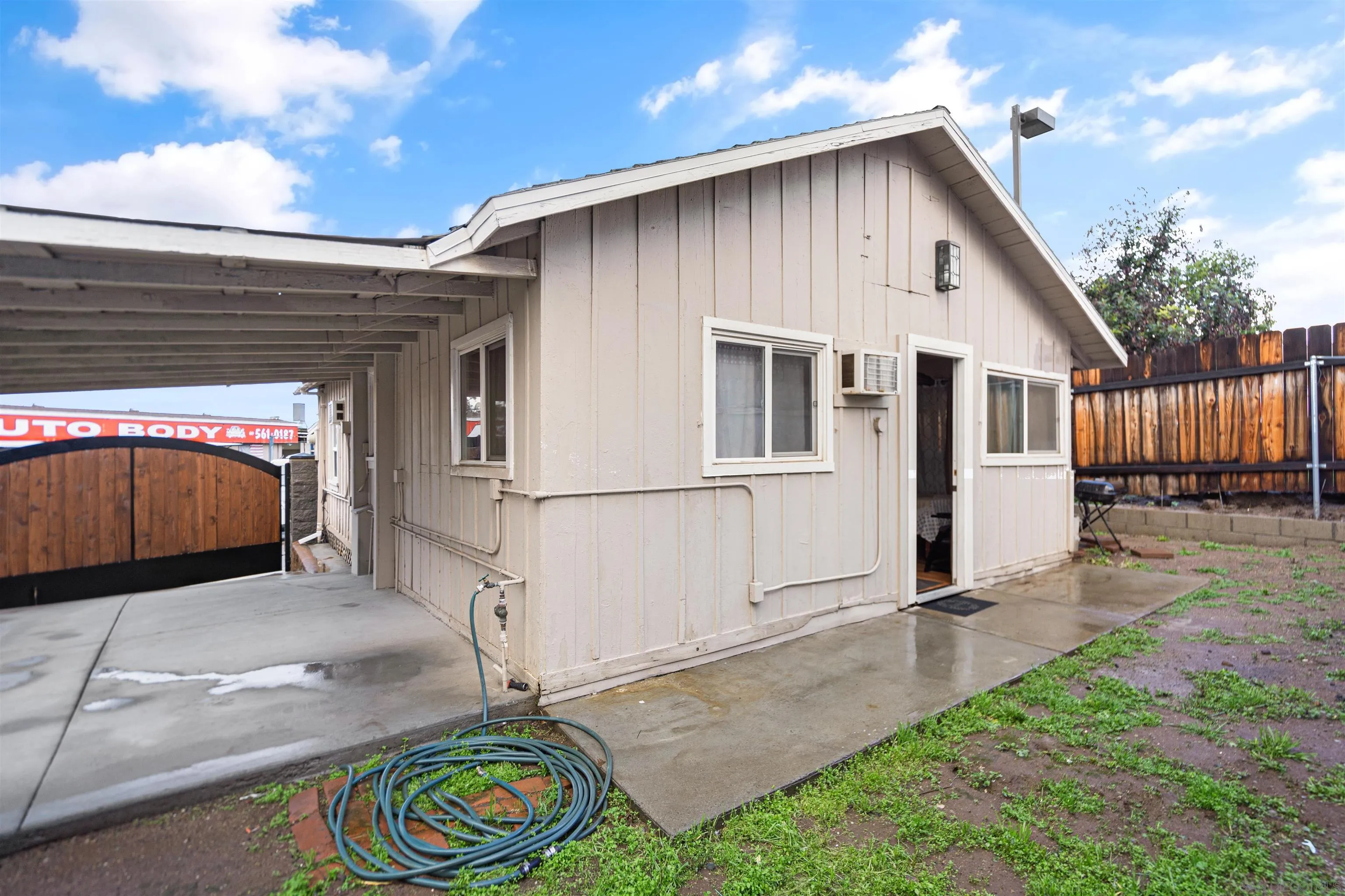 9779 Los Coches Road