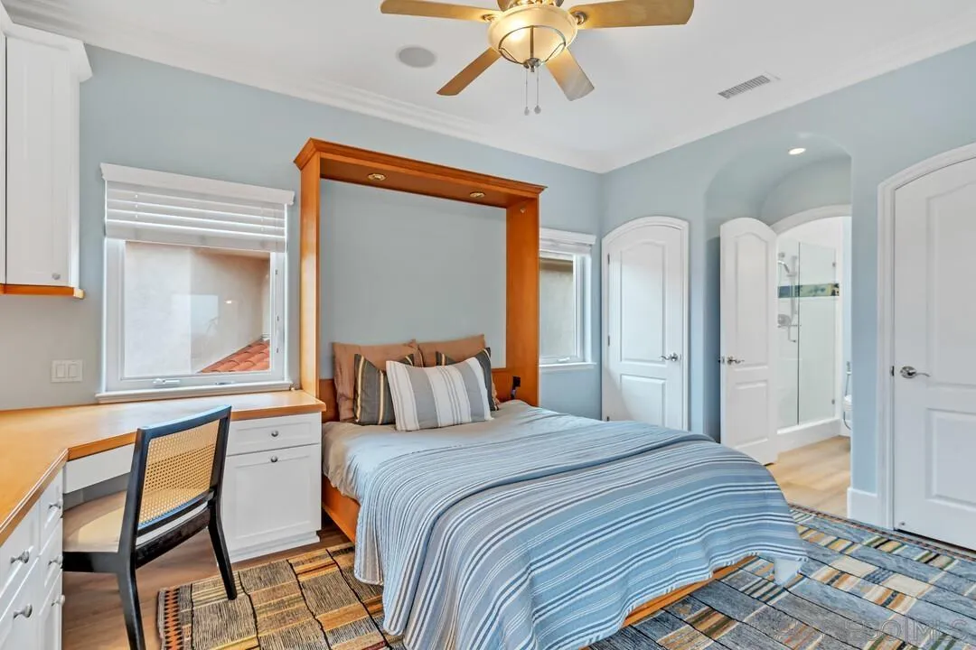 7564 Navigator Cir